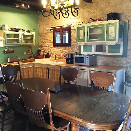 بيت للعطل Domaine Du Colombier, La Renaissance Larroque (Tarn)