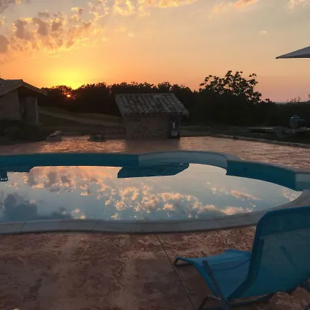 Domaine Du Colombier, La Renaissance بيت للعطل *