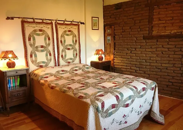 Domaine Du Colombier, La Renaissance Larroque (Tarn)